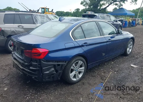2018 BMW 330I xDrive z USA, uszkodzony, nr VIN WBA8D9C52JA608243